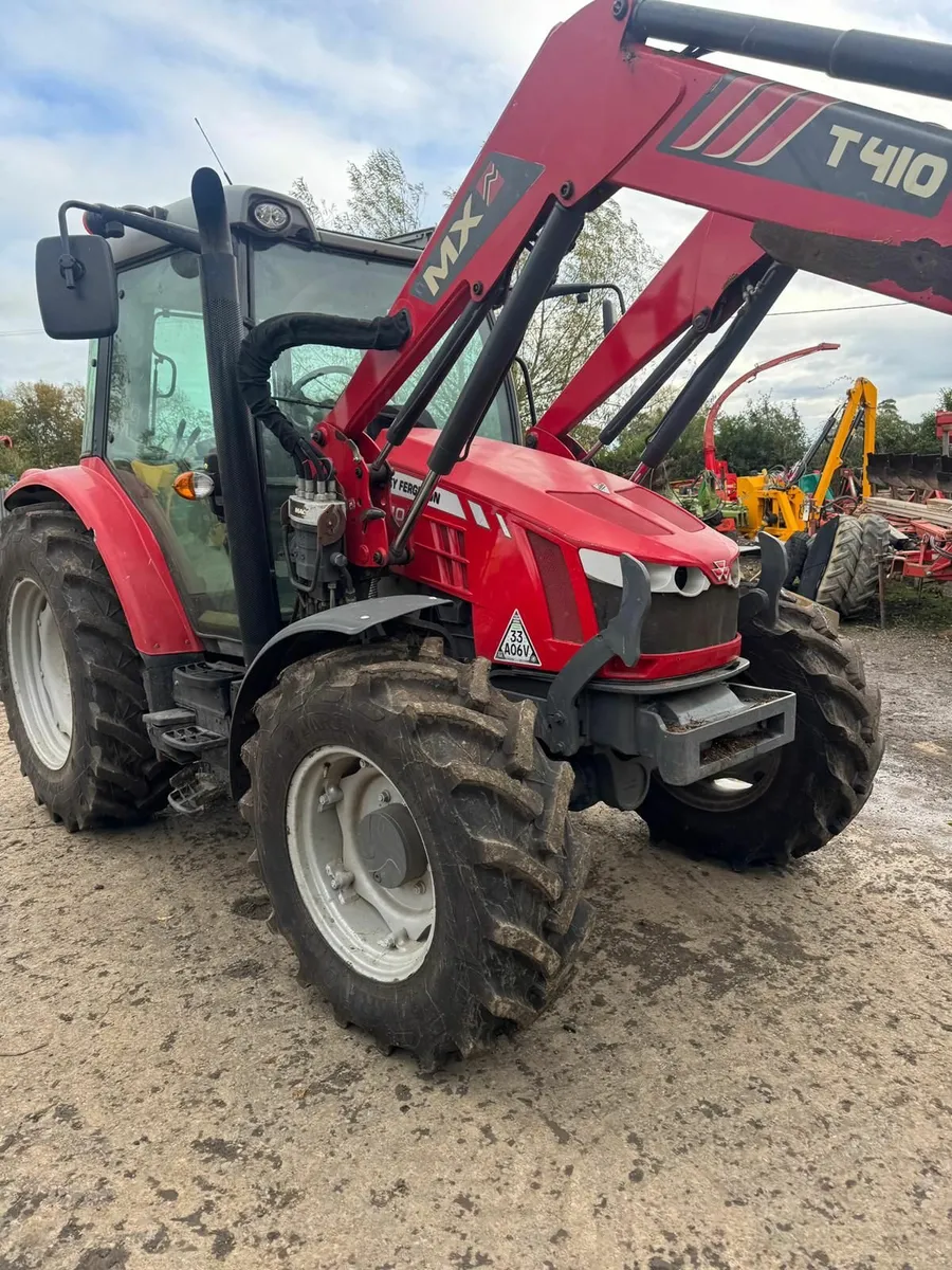 MASSEY FERGUSON 5610 - Image 1