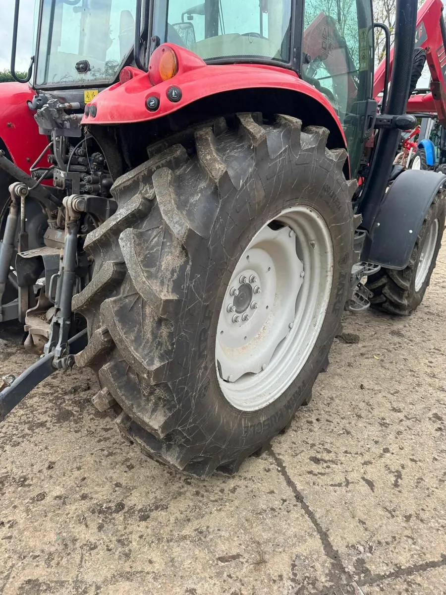 MASSEY FERGUSON 5610 - Image 4