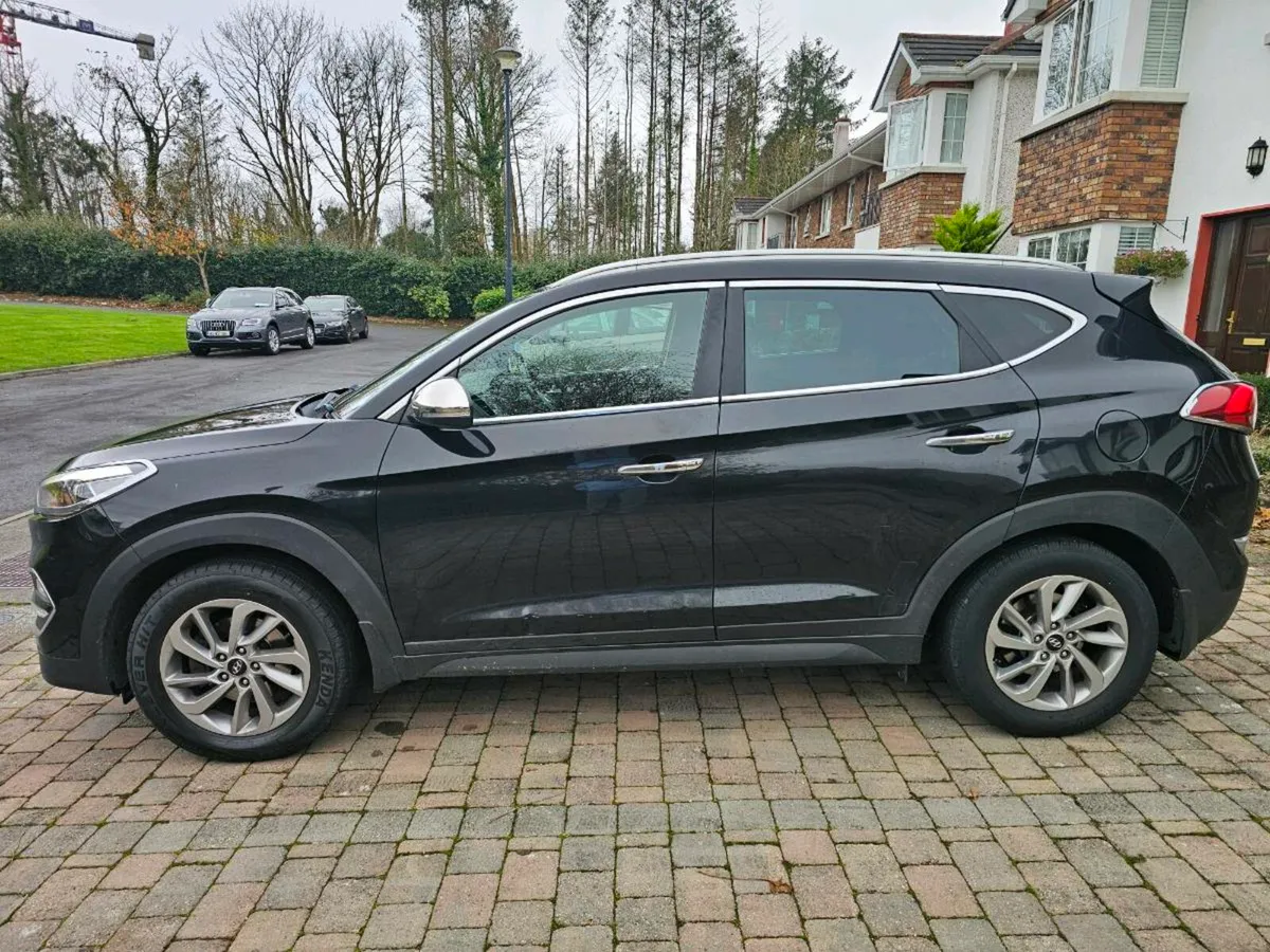 Hyundai Tucson NCT-07/2027 - Image 4