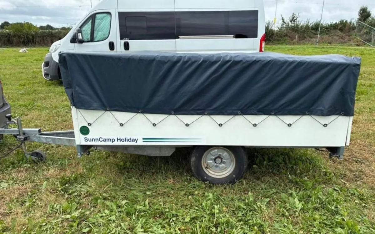 TRAILER TENT - Image 2