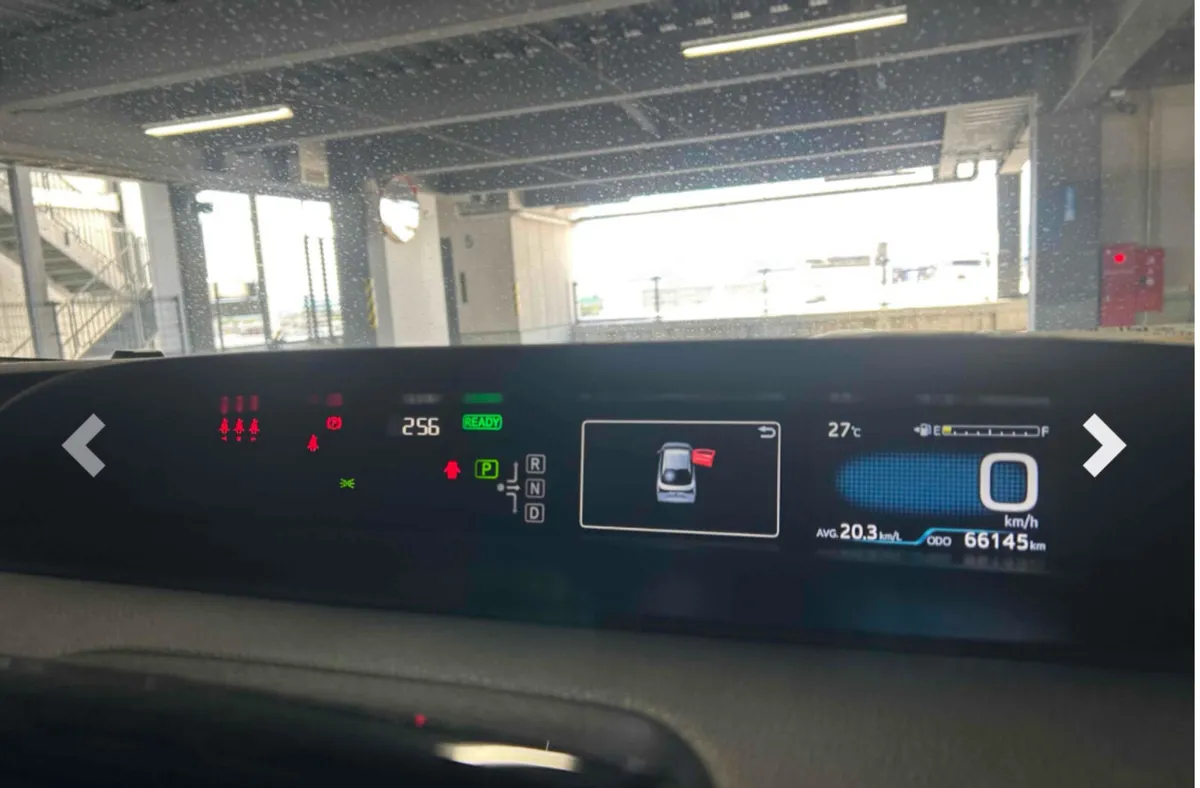 Two 2022 Toyota Prius landing Dublin 28/12/25 - Image 3