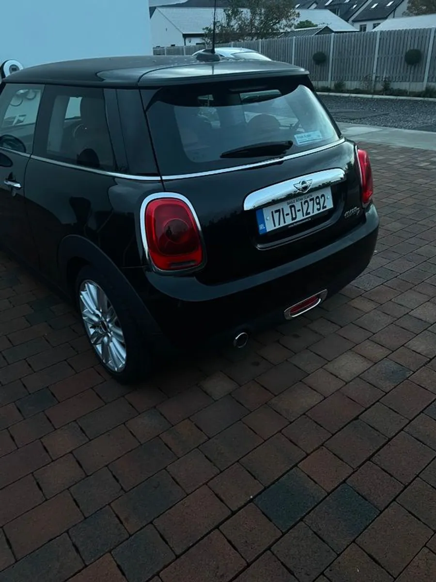 2017 Mini Cooper D - Image 2