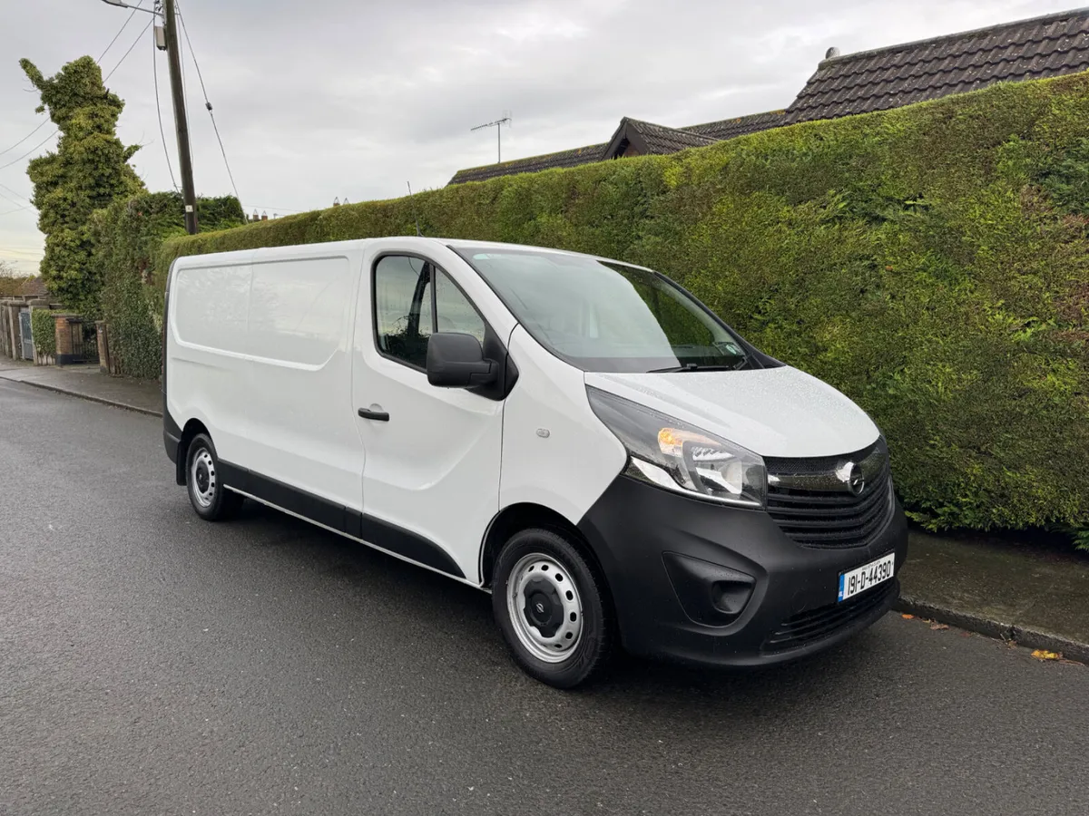 Opel Vivaro TAX 9/26 CVRT 6/26 low mileage - Image 1