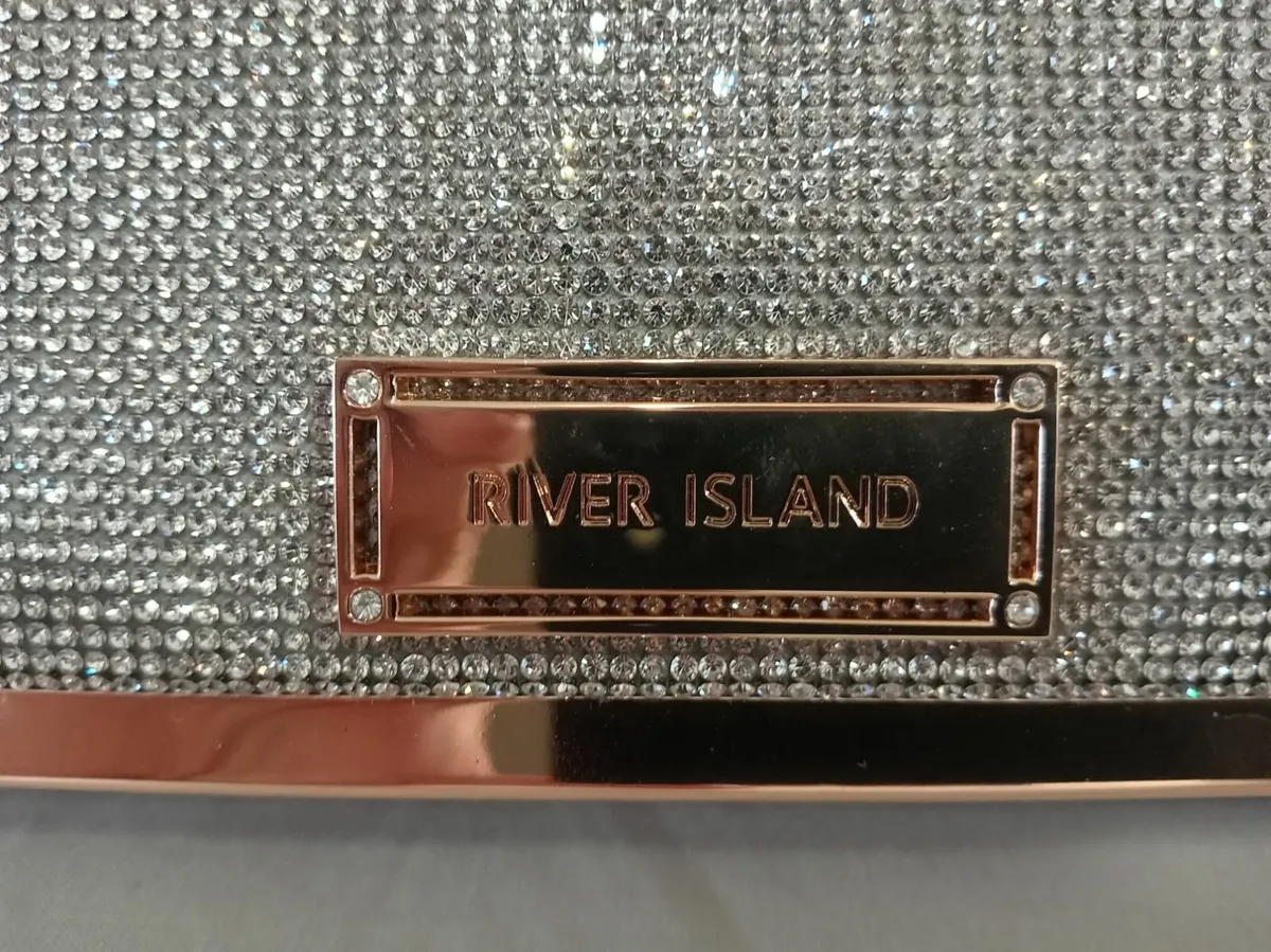 River island purse/clutch bag - Image 3
