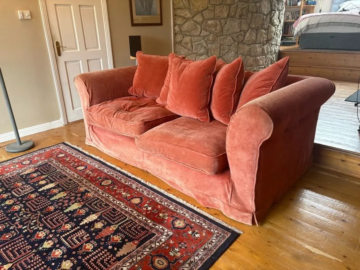 large luxury sofa - Image 3