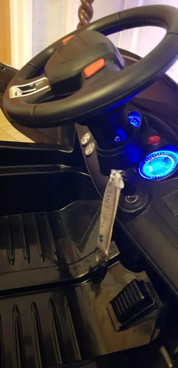 Mercedes Electric Toy Car - Image 4