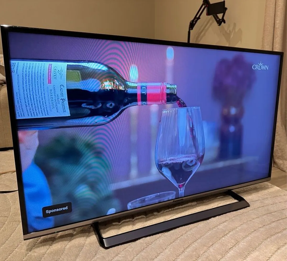 Panasonic smart TV - Image 1