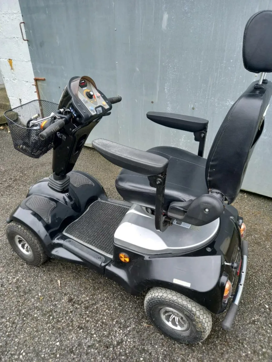Mobility scooter - Image 2