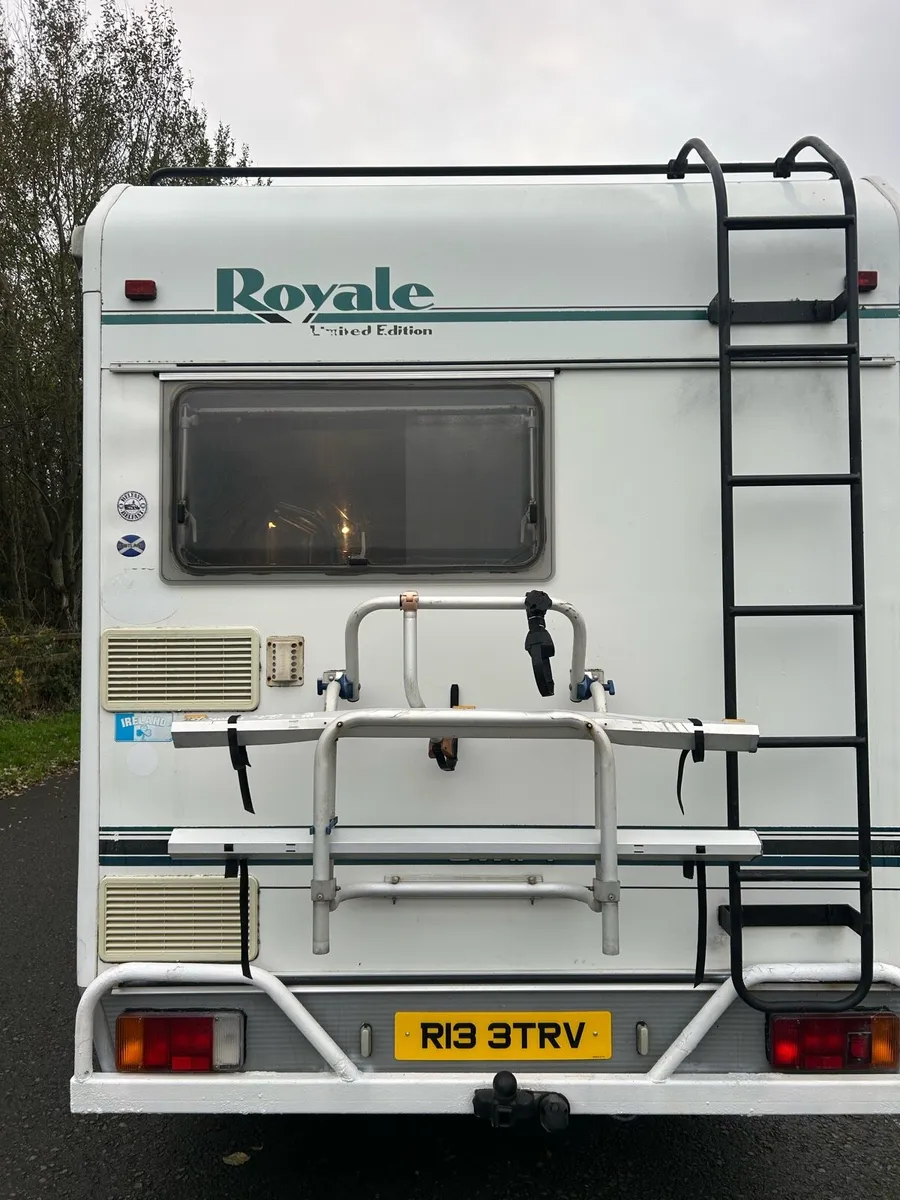 NI registered Swift Royal 590  5Birth 2.5tdi - Image 4