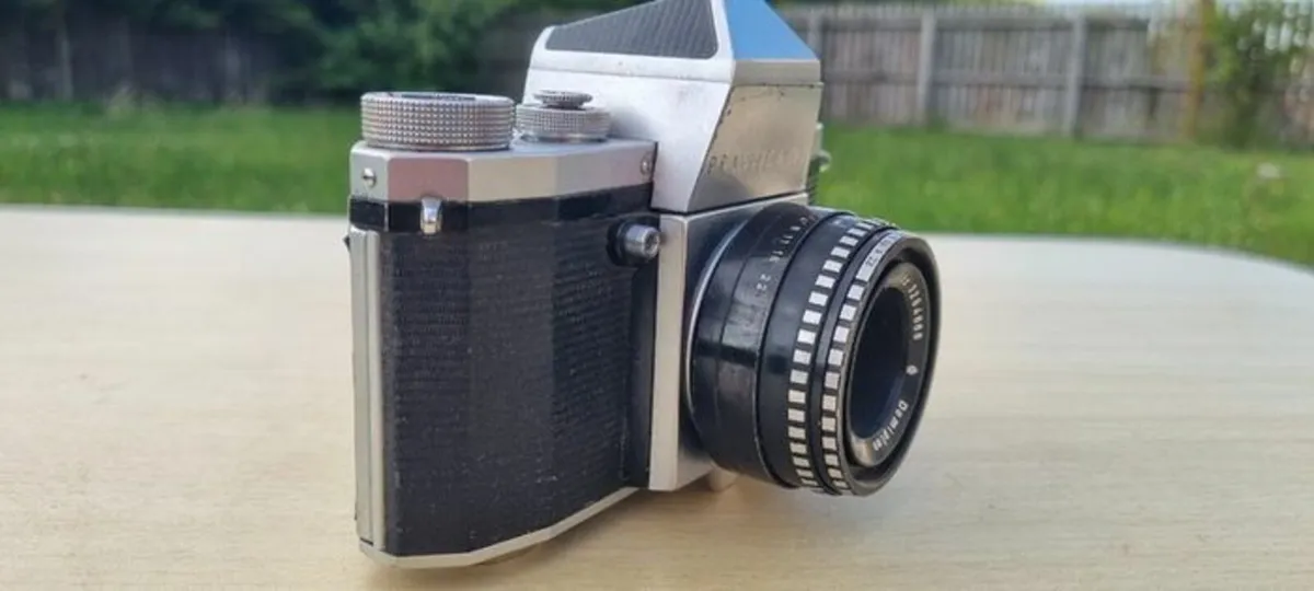 Vintage German Praktica IV F camera - Image 3