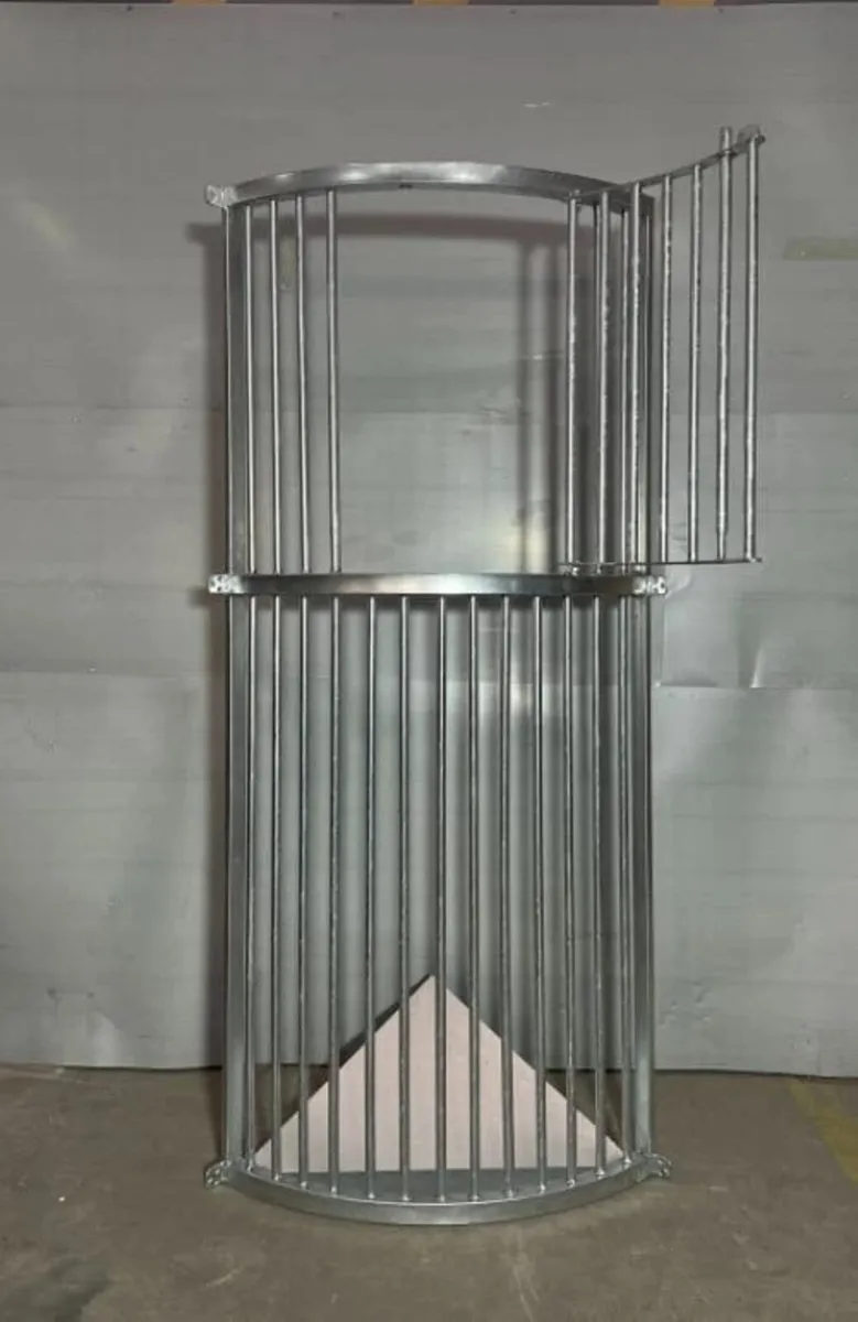 Heavy Duty Corner Hay Feeder Horse IN STOCK - Image 3