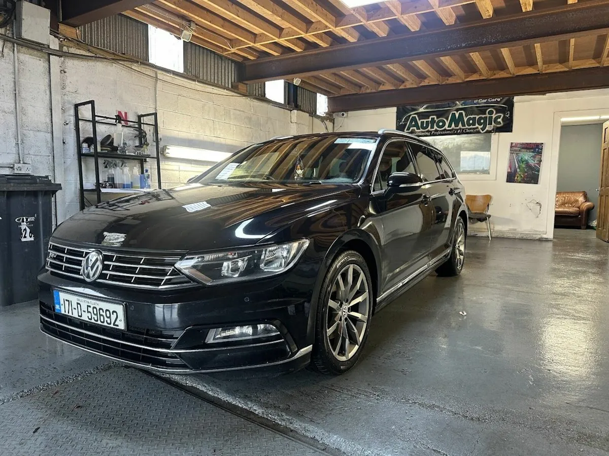 Volkswagen Passat R-Line 2017 - Image 1
