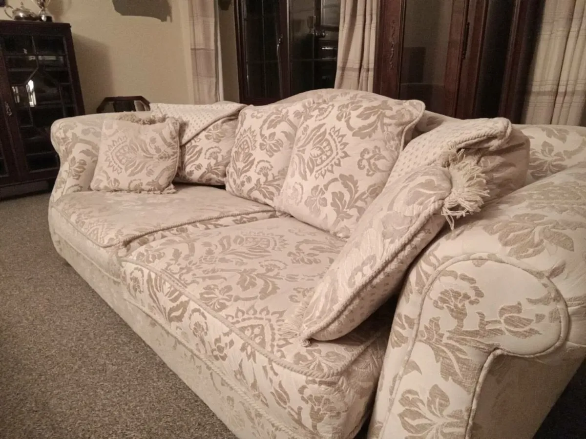 3 piece couch - Image 1