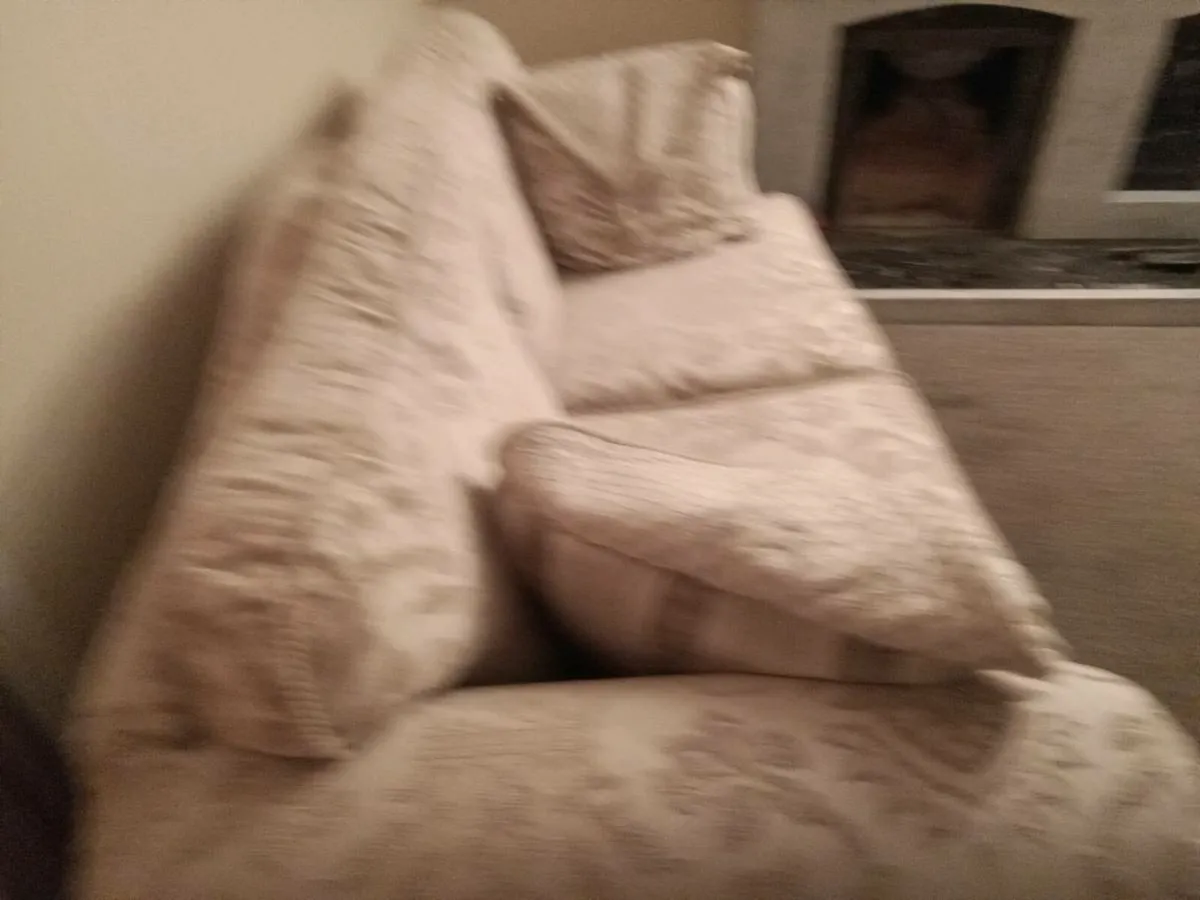 3 piece couch - Image 3