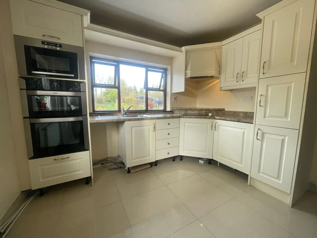 Kitchen - Image 1