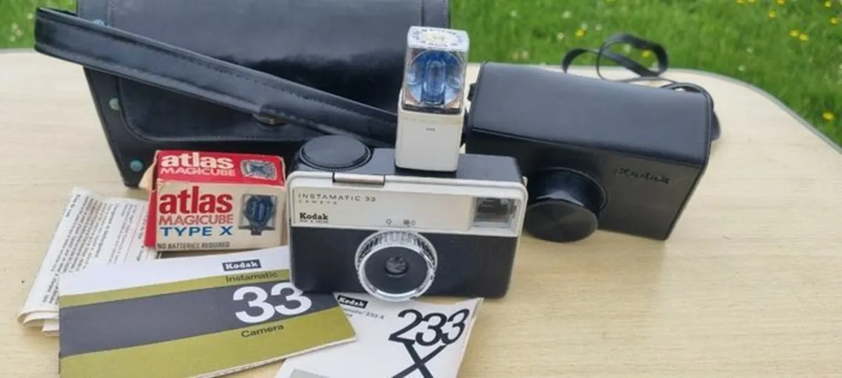 Kodak Instamatic 33 Camera - Image 1