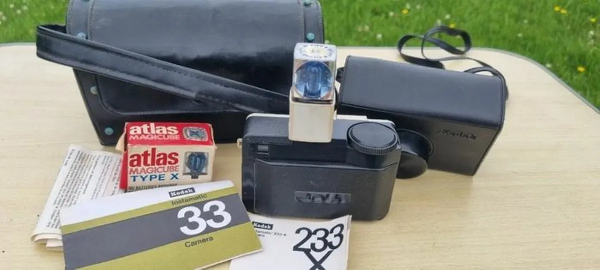 Kodak Instamatic 33 Camera - Image 2