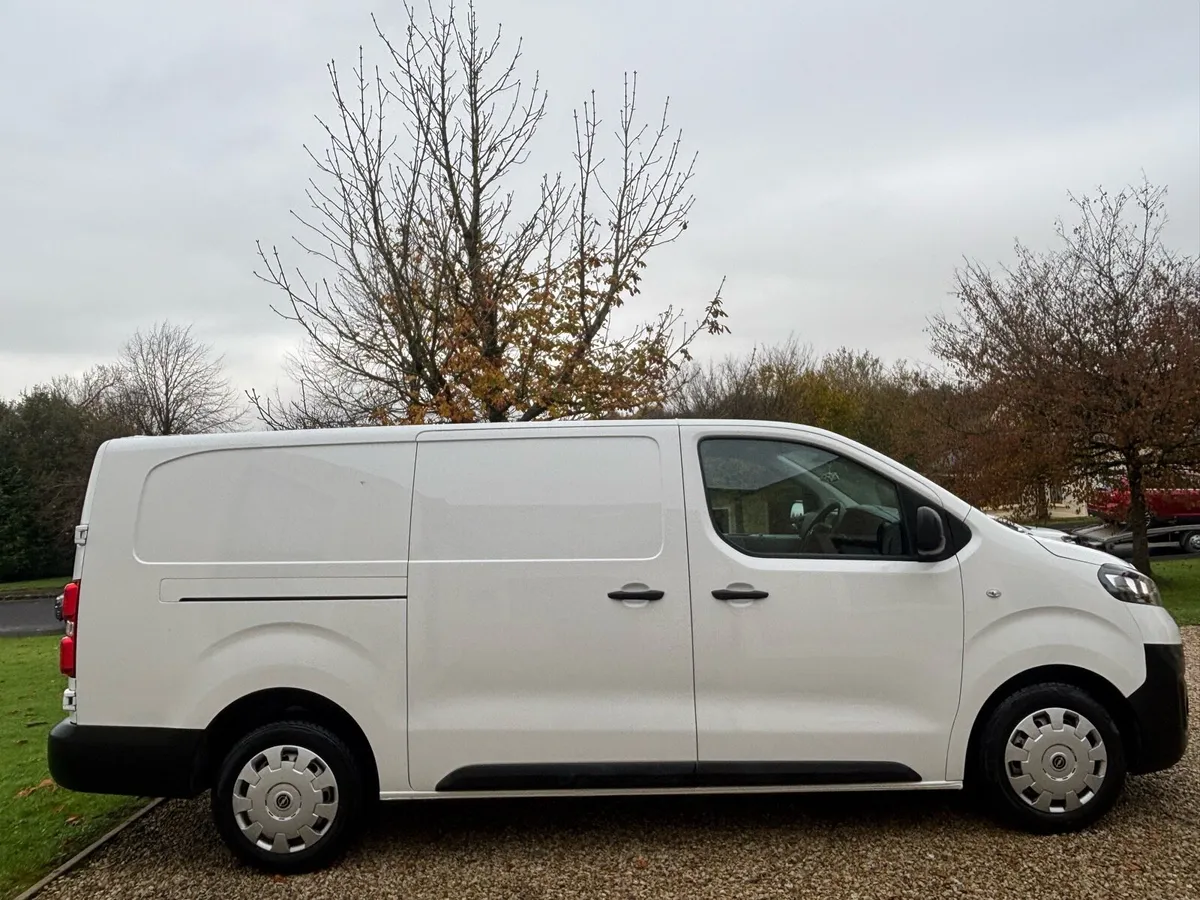 2022 Opel vivaro 1.5 diesel NO VAT - Image 2