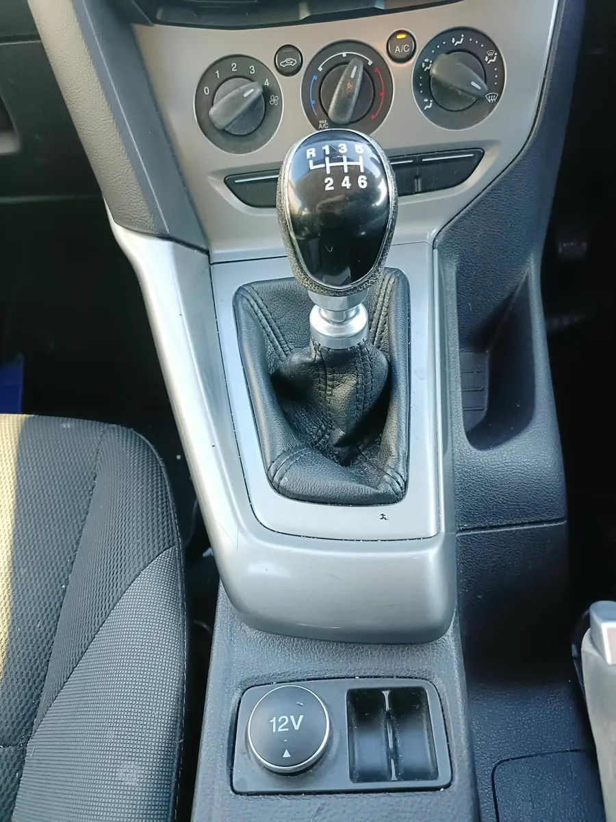 Ford Focus 2013 - Image 4