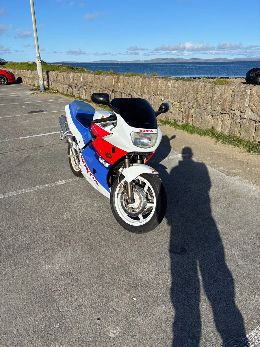 Honda Vfr 400 NC24 - Image 3