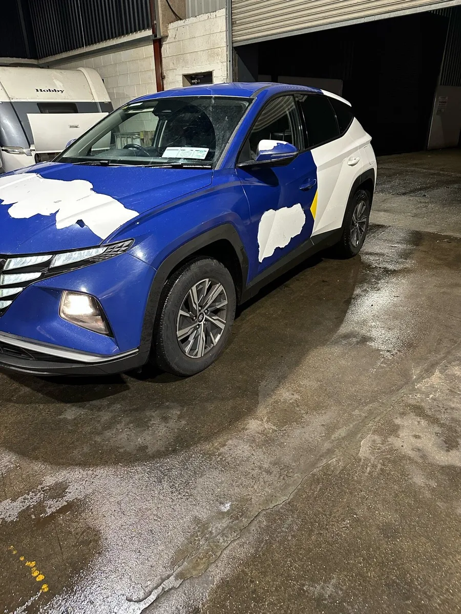 2021 Hyundai Tuscon commercial ( not damaged) - Image 2