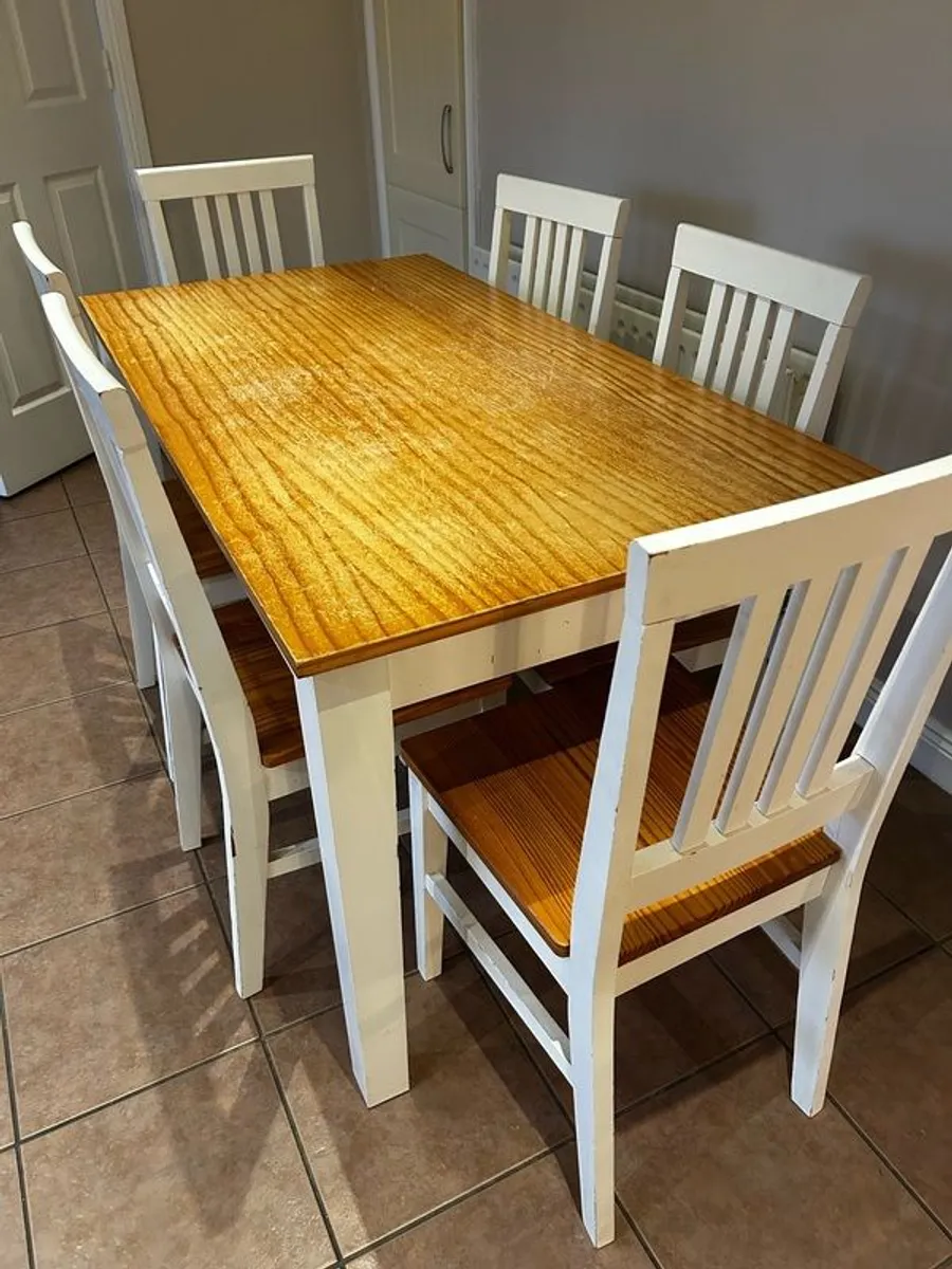 Dining Table and 6 chairs - Image 1