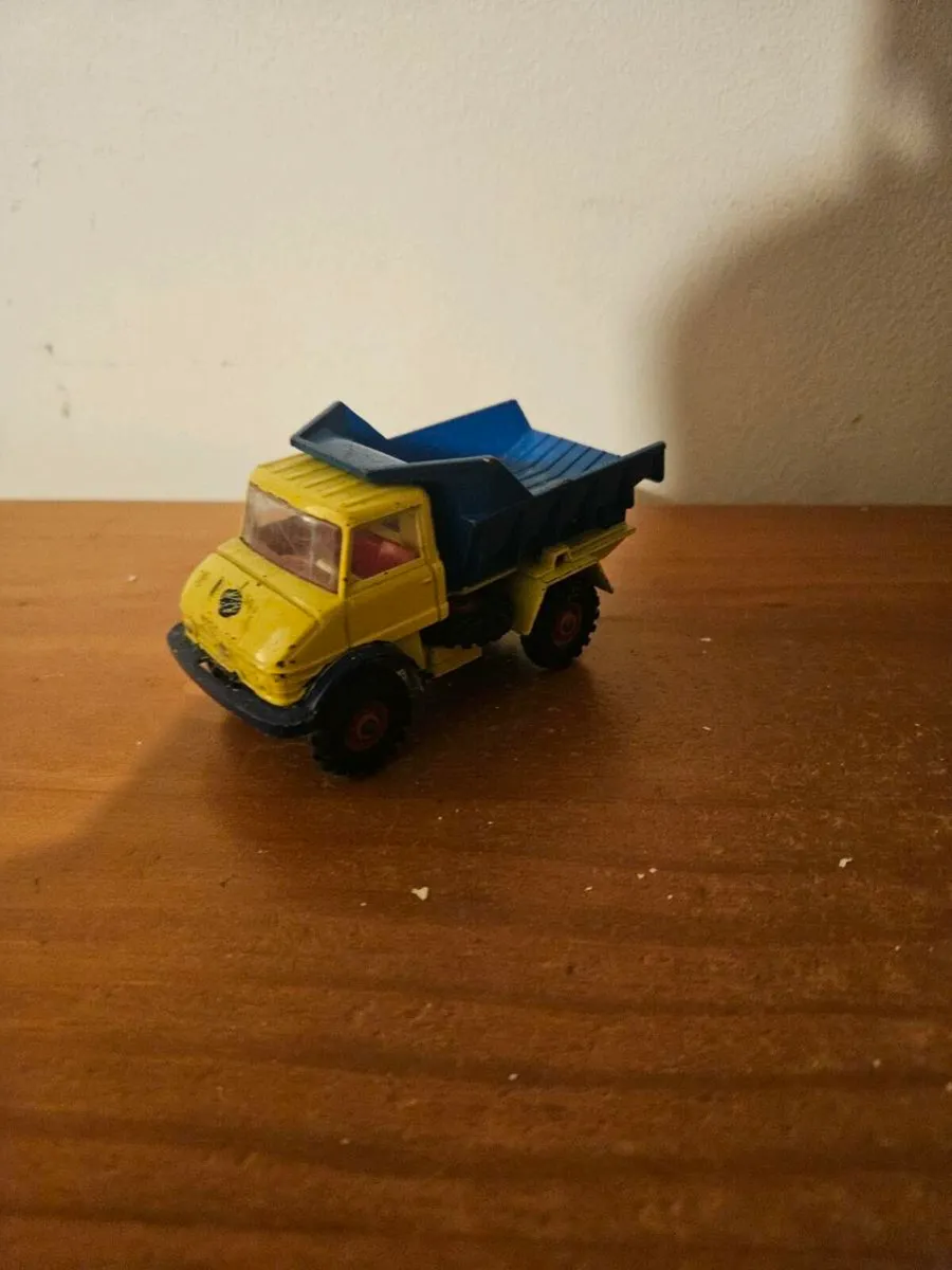 Corgi Unimog Tipper Truck - Image 1