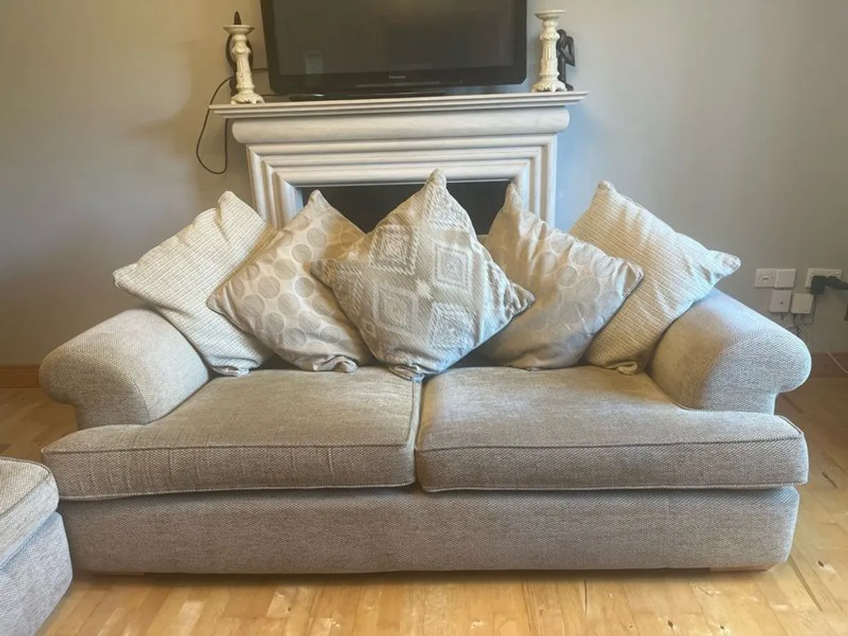 3/4 seater beige couch - Image 3