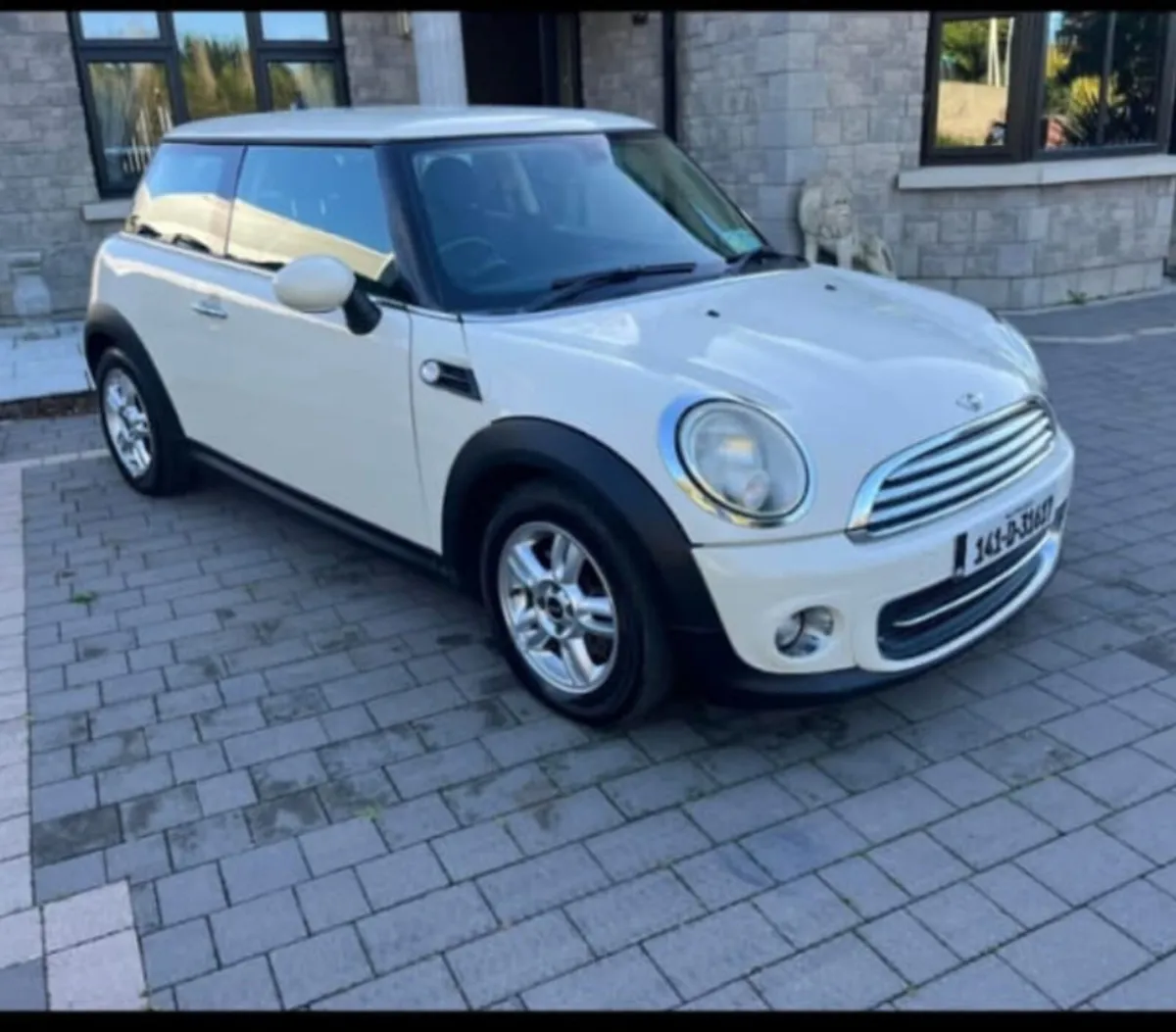 Mini Cooper - Image 2