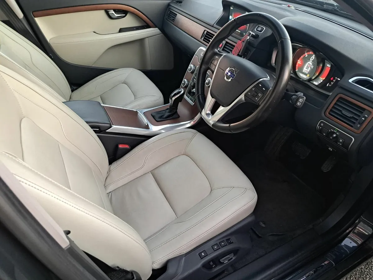 Volvo V70 152 Diesel Auto Top Spec Low Km New Nct - Image 2