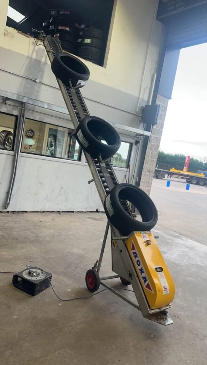 BOXA LIFT / HOIST - Image 2