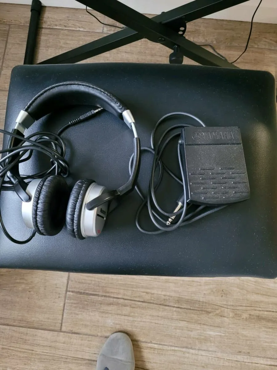 MK-6000 Electric Keyboard - Image 3