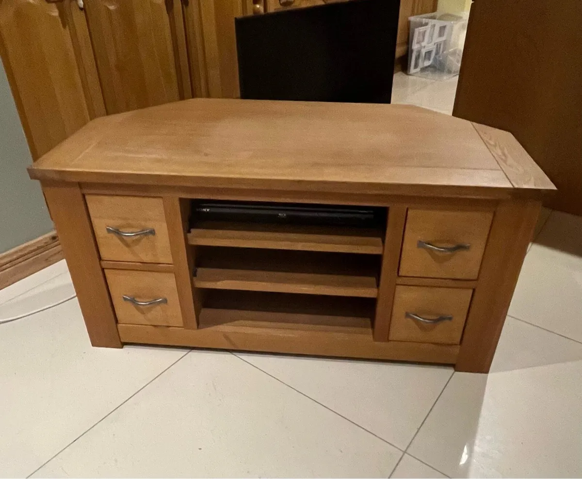 Corner Tv unit - Image 1