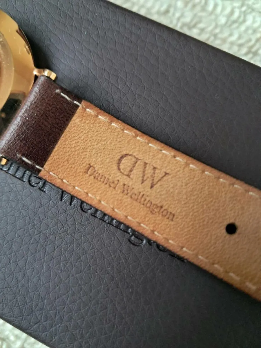 Daniel Wellington Watch - Image 3