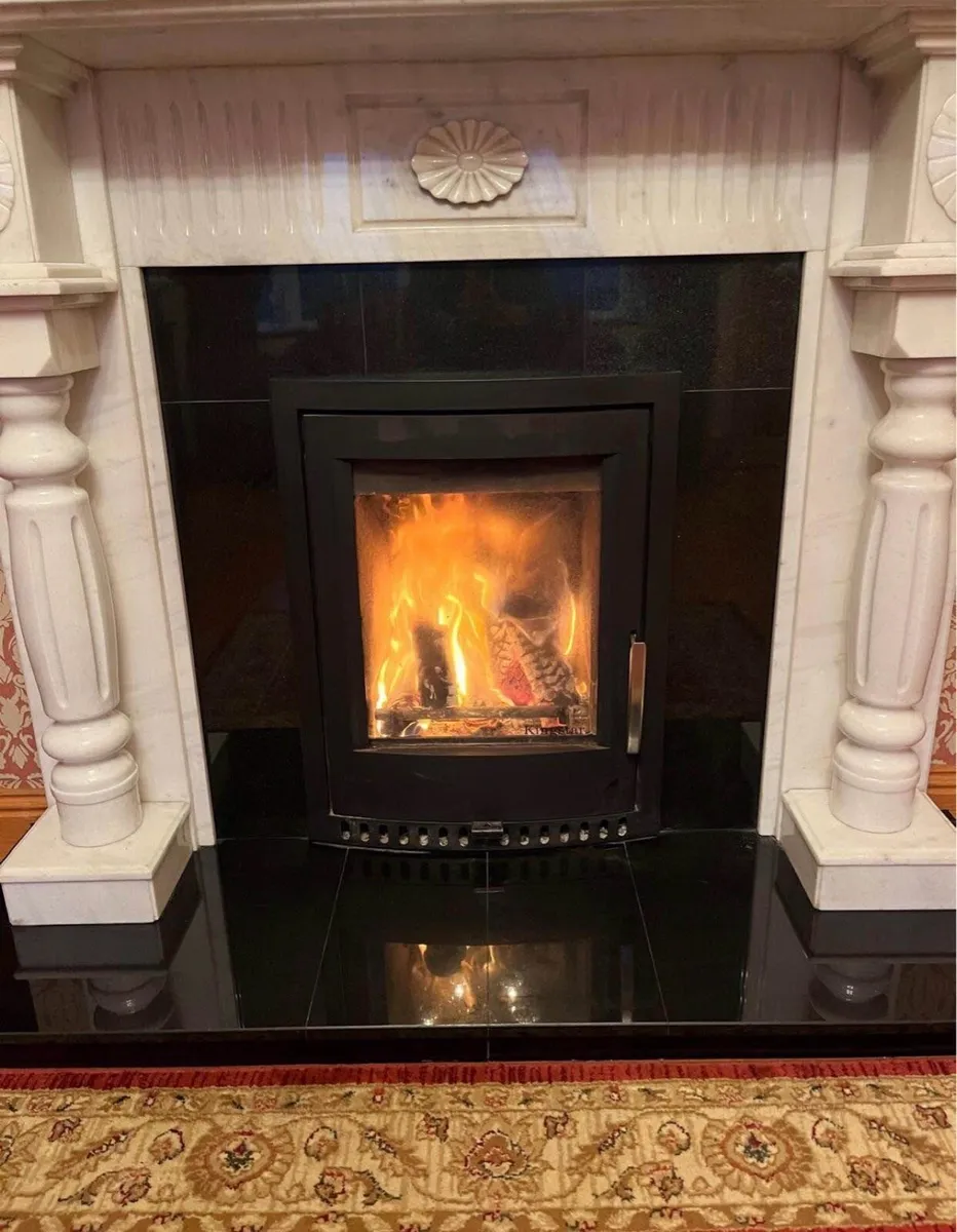 Kingstar Elmm insert stove&Black granite surround - Image 1
