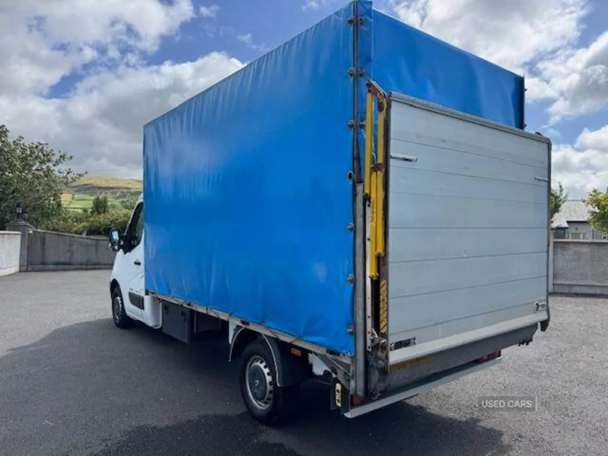 2017 TGS 3.5T Van Aluminium Body - Full Tail Lift - Image 3