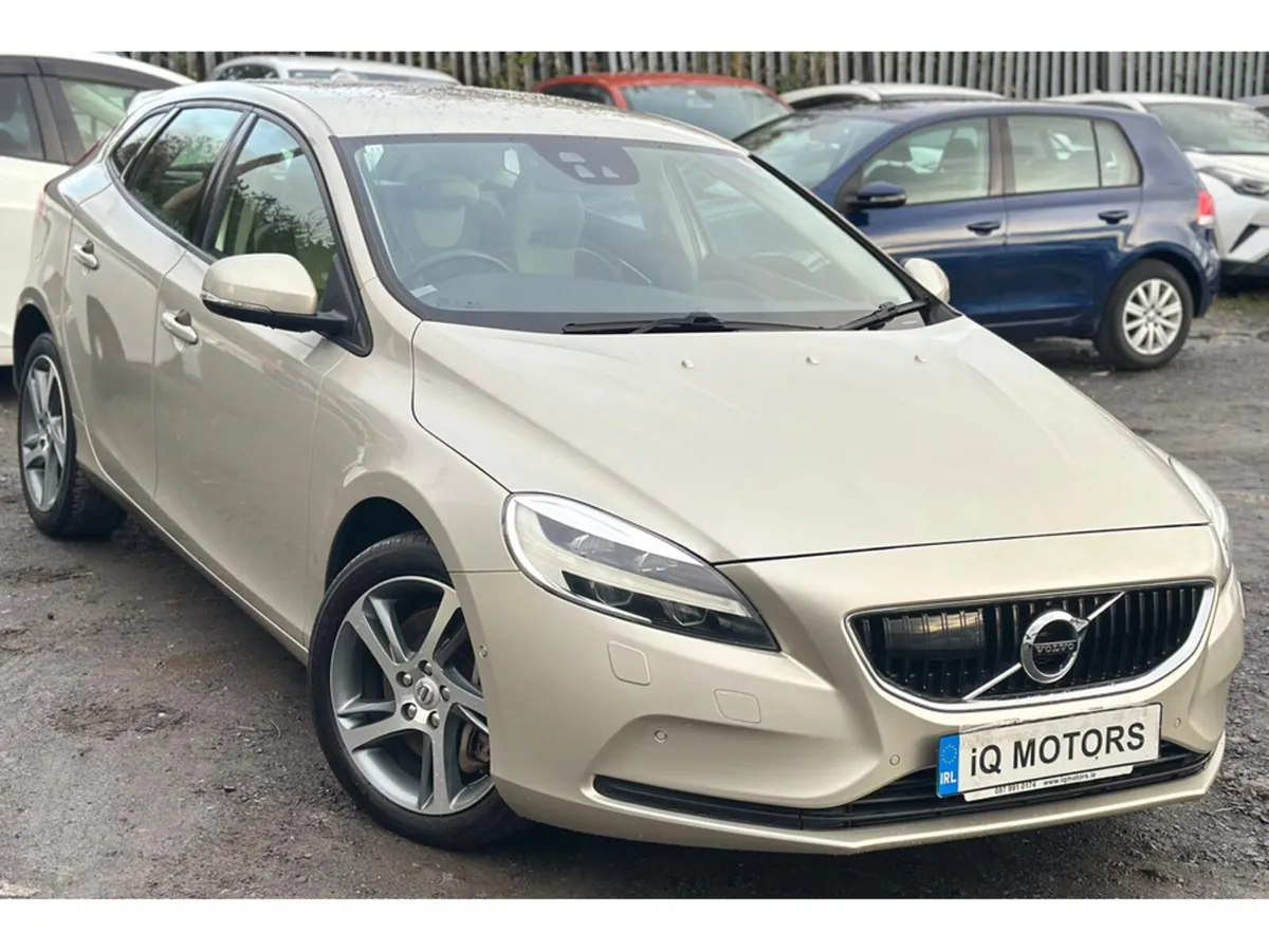 Volvo V40 2.0L Diesel Automatic (9040) - Image 1