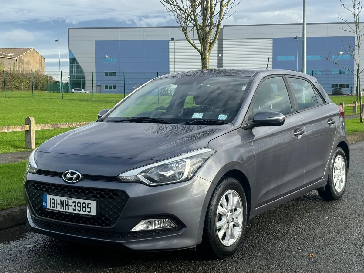 Hyundai i20 1.2 SE 5DR 2018 *LOW MILES* - Image 1