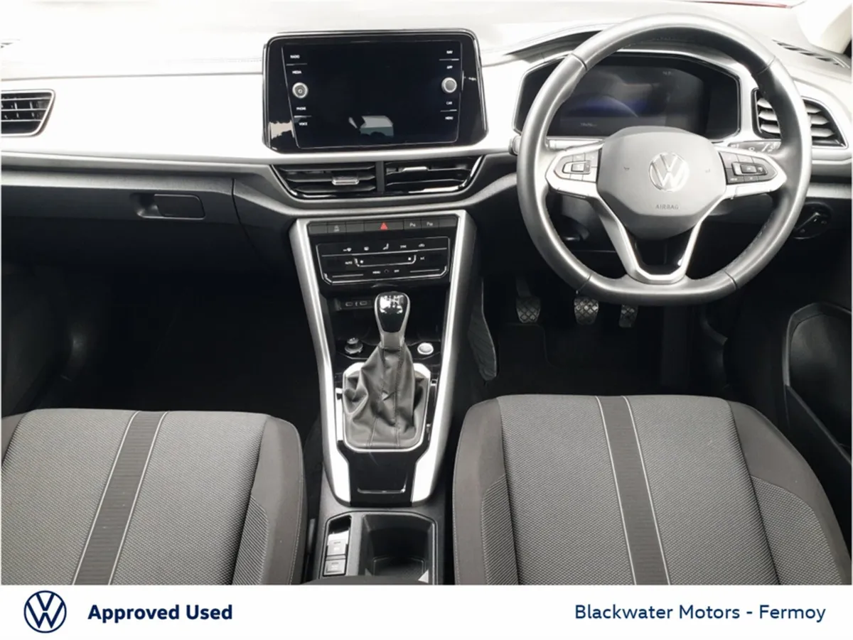 Volkswagen T-Roc 1.0TSI 116BHP EDITION 75 - Image 3