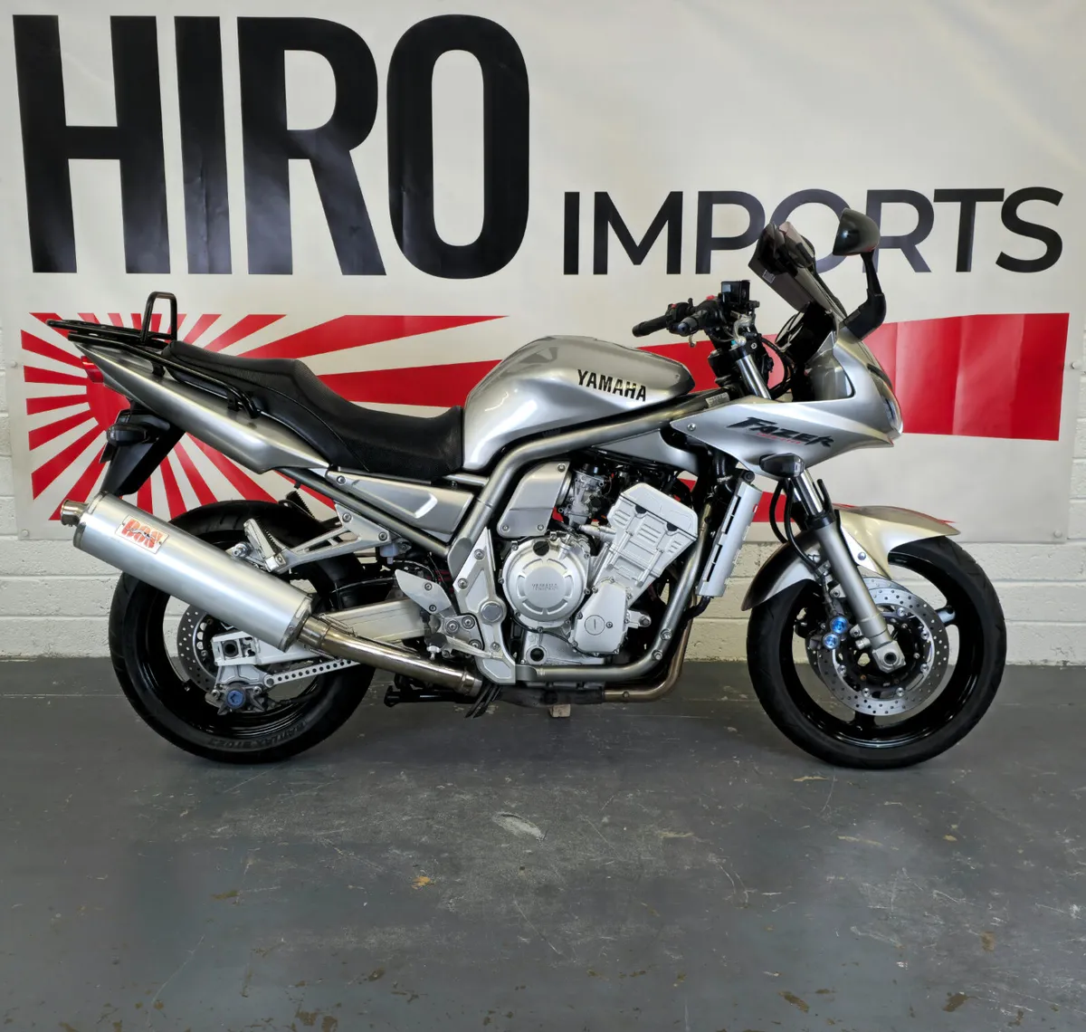 2002 Yamaha FZS 1000 Fazer - Image 1