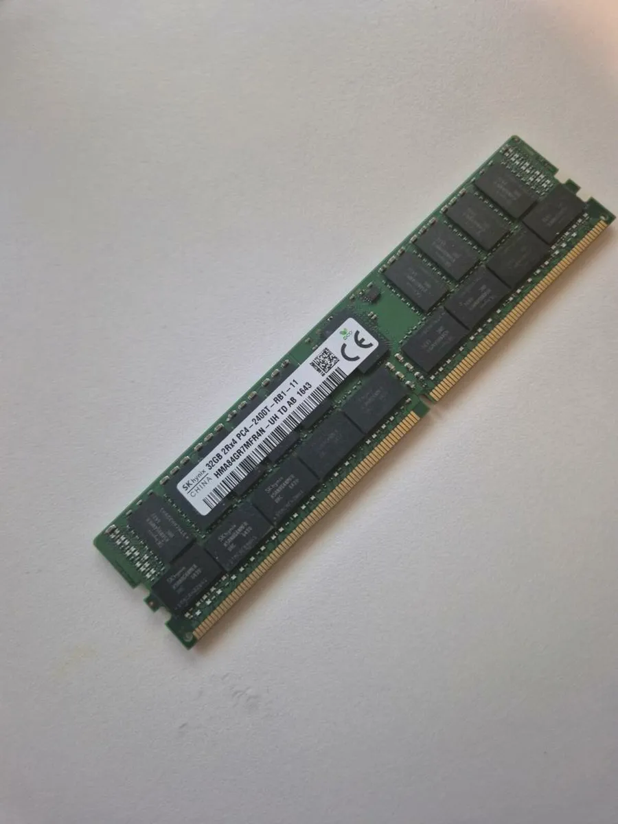 Hynix 32GB DDR4 Memory Module - Image 2