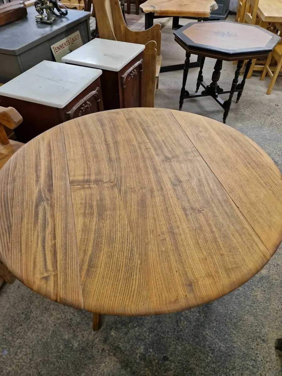 Vintage ercol drop leaf oak table - Image 3