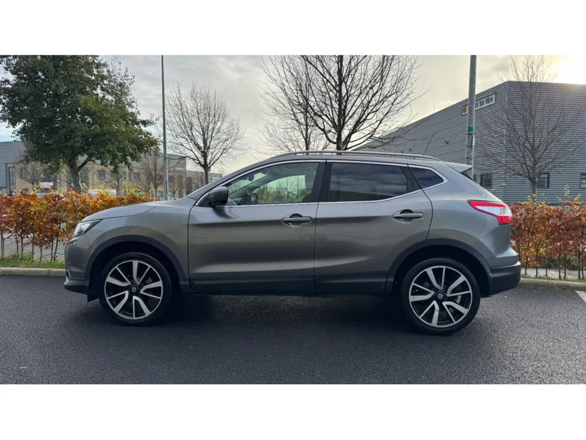 Nissan Qashqai 1.5 DCI TEKNA - Image 2
