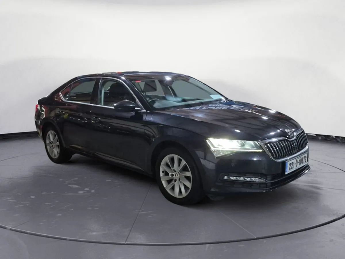Skoda Superb AMBITION 2.0 TDI 122BHP DSG 5DR - Image 3