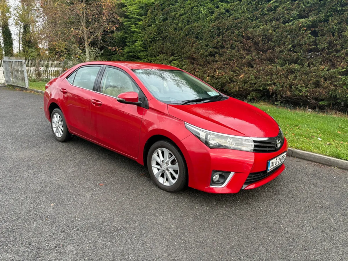 Toyota Corolla 1.4 D-4D LUNA 4DR - Image 1