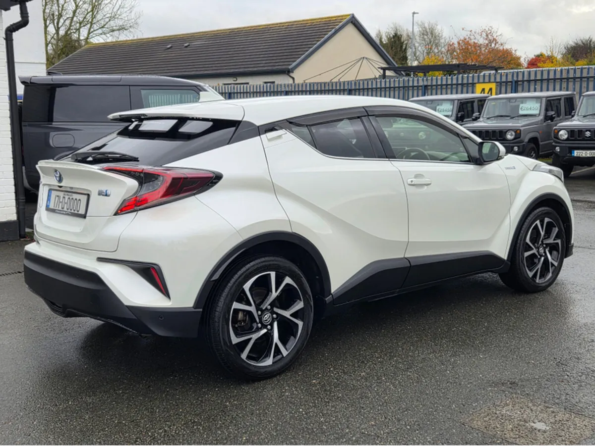 Toyota C-HR 1.8 HYBRID SPORT AUTO - Image 3