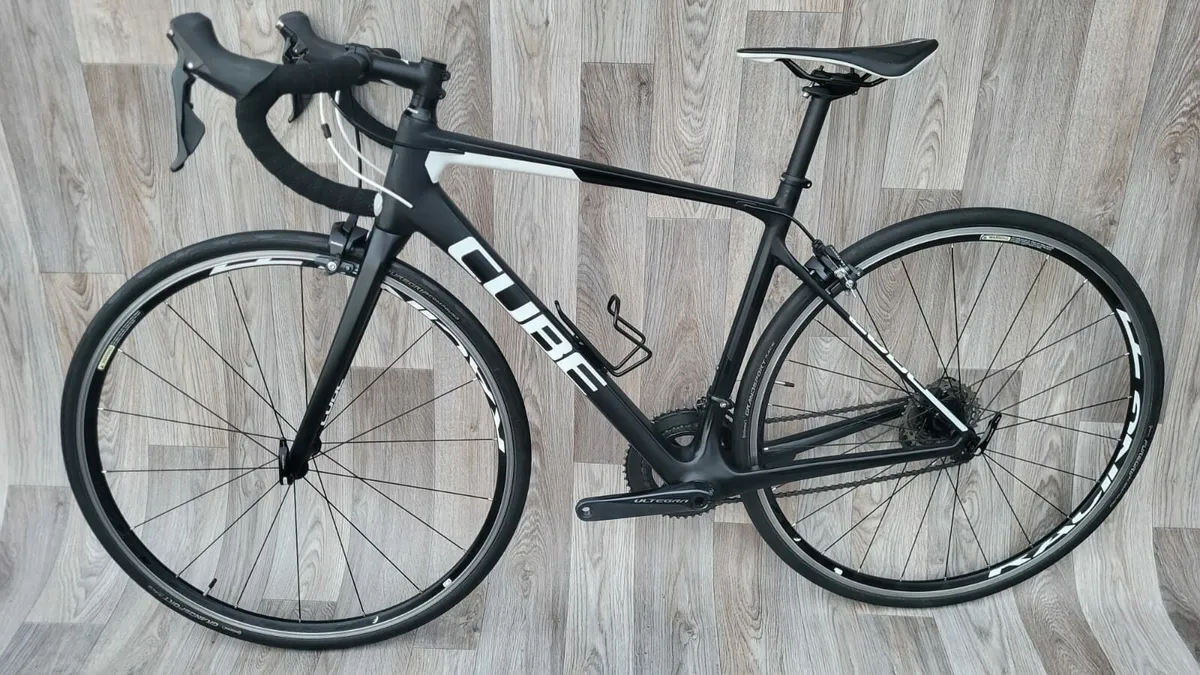 CUBE, FULL CARBON, SHIMANO ULTEGRA - Image 1