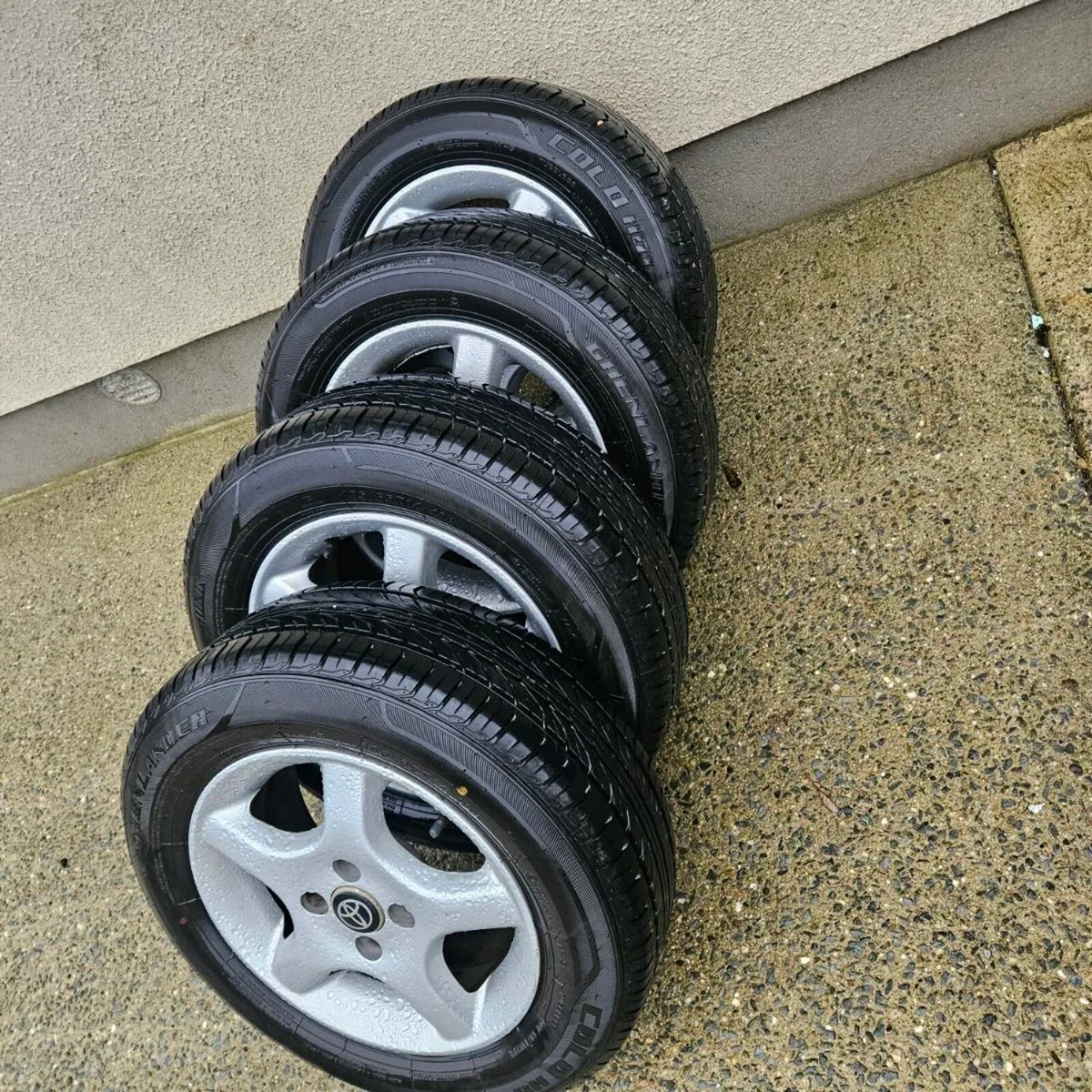 Genuine Toyota corolla Alloys - Image 1