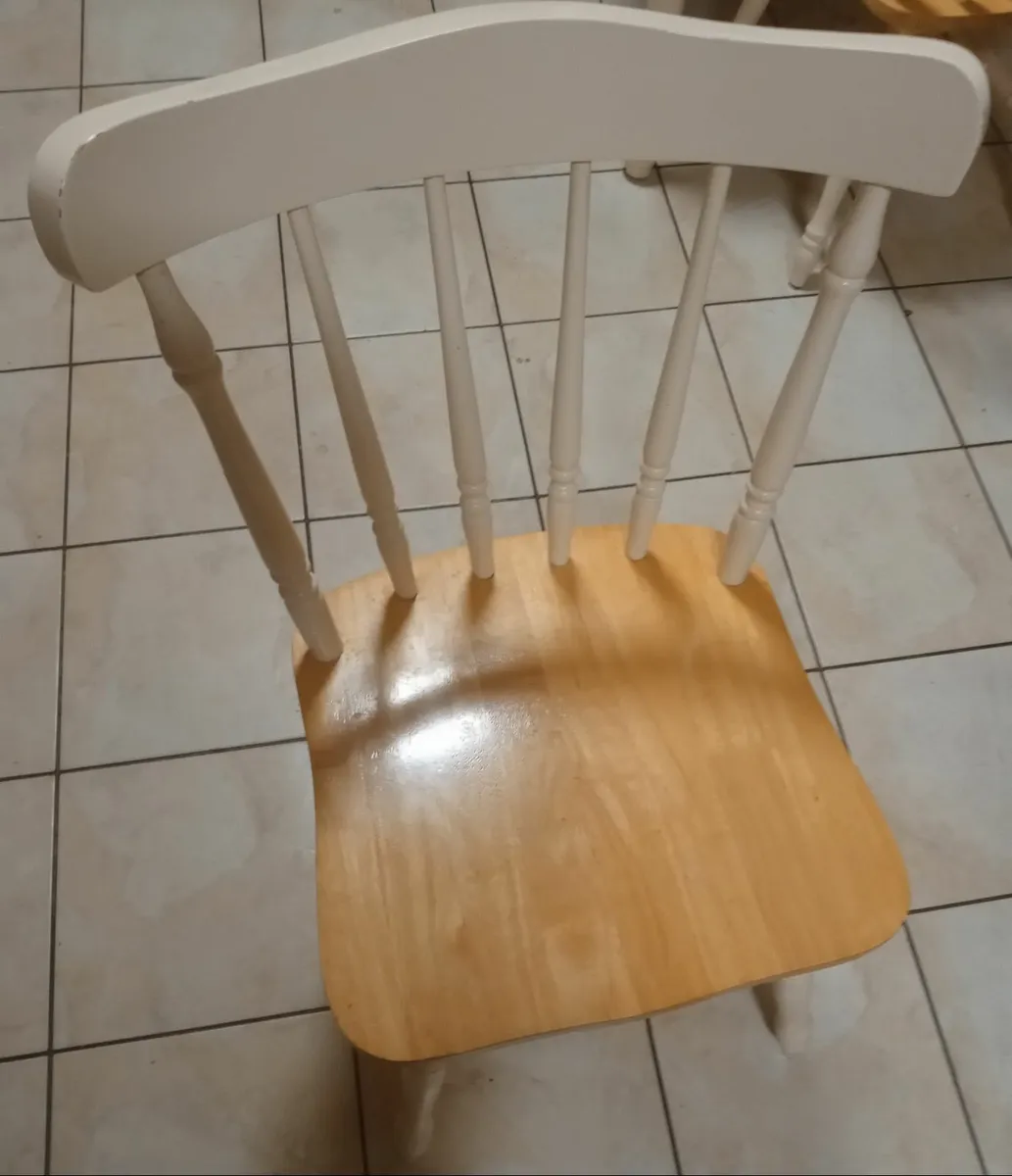 Dining Room Table & Chairs - Image 3