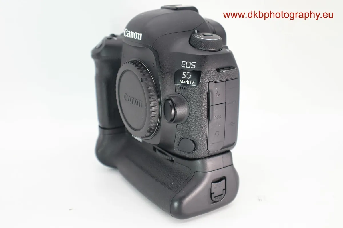 CANON 5D MK 4 CAMERA & CANON BG-E20 BATTERY GRIP - Image 4